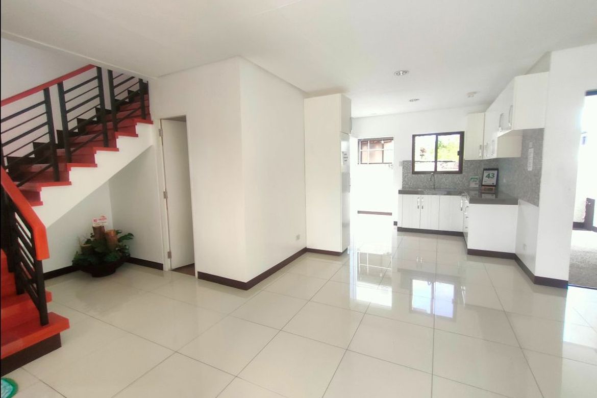 5 Bedroom House for Sale in Anabu II-B, Imus, Cavite – photo 6