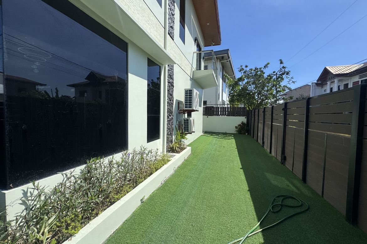 5 Bedroom House for Sale in Anabu II-D, Imus, Cavite – photo 6