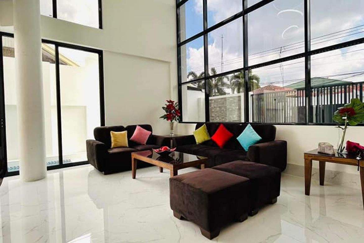 5 Bedroom House for Sale in Angeles, Pampanga