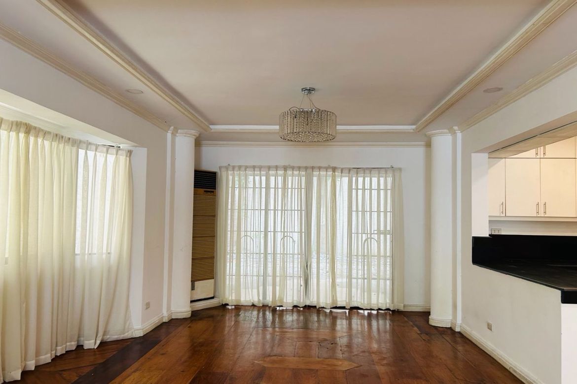 5 Bedroom House for Sale in Ayala Alabang Village, New Alabang Village, Muntinlupa, Metro Manila – photo 2