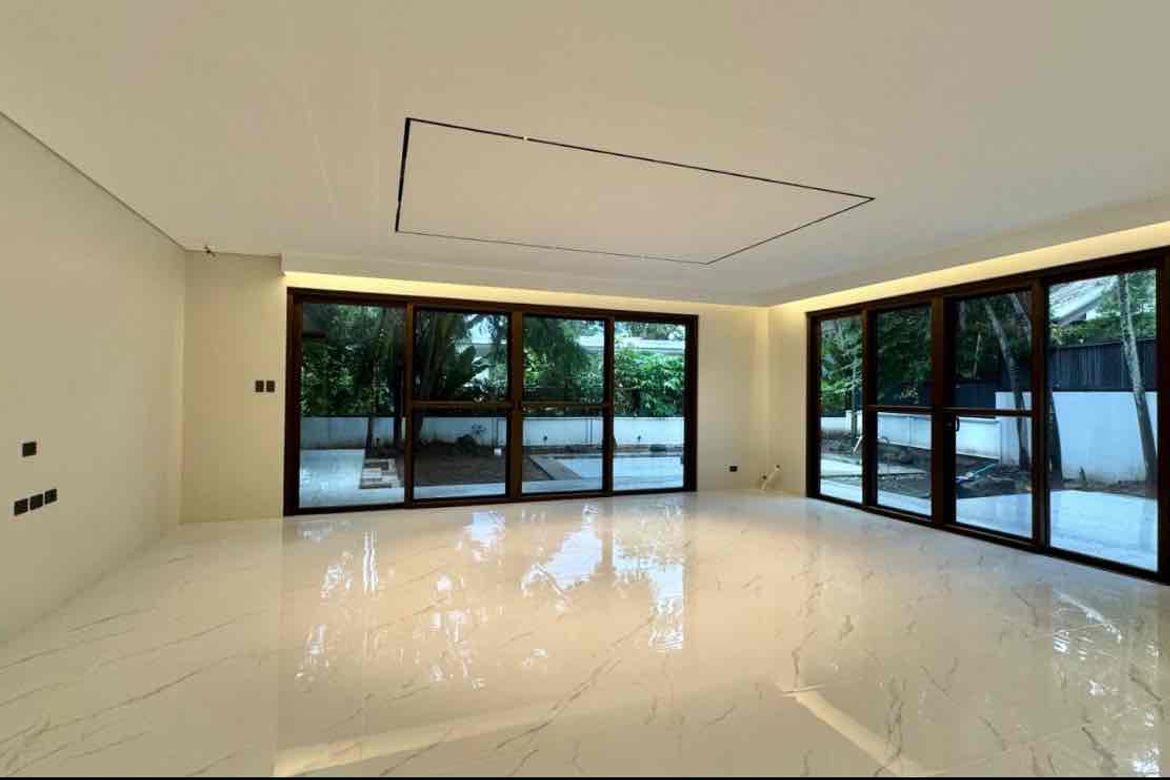 5 Bedroom House for Sale in Ayala Alabang Village, New Alabang Village, Muntinlupa, Metro Manila