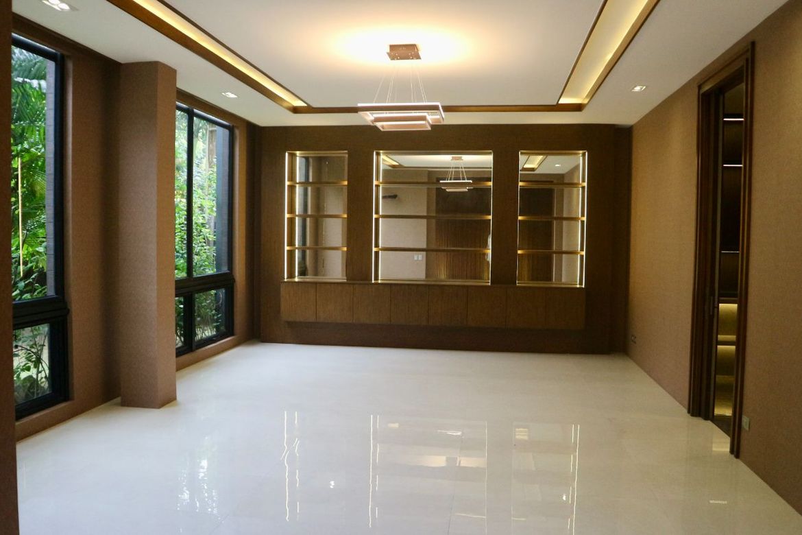 5 Bedroom House for Sale in Ayala Alabang Village, New Alabang Village, Muntinlupa, Metro Manila – photo 2