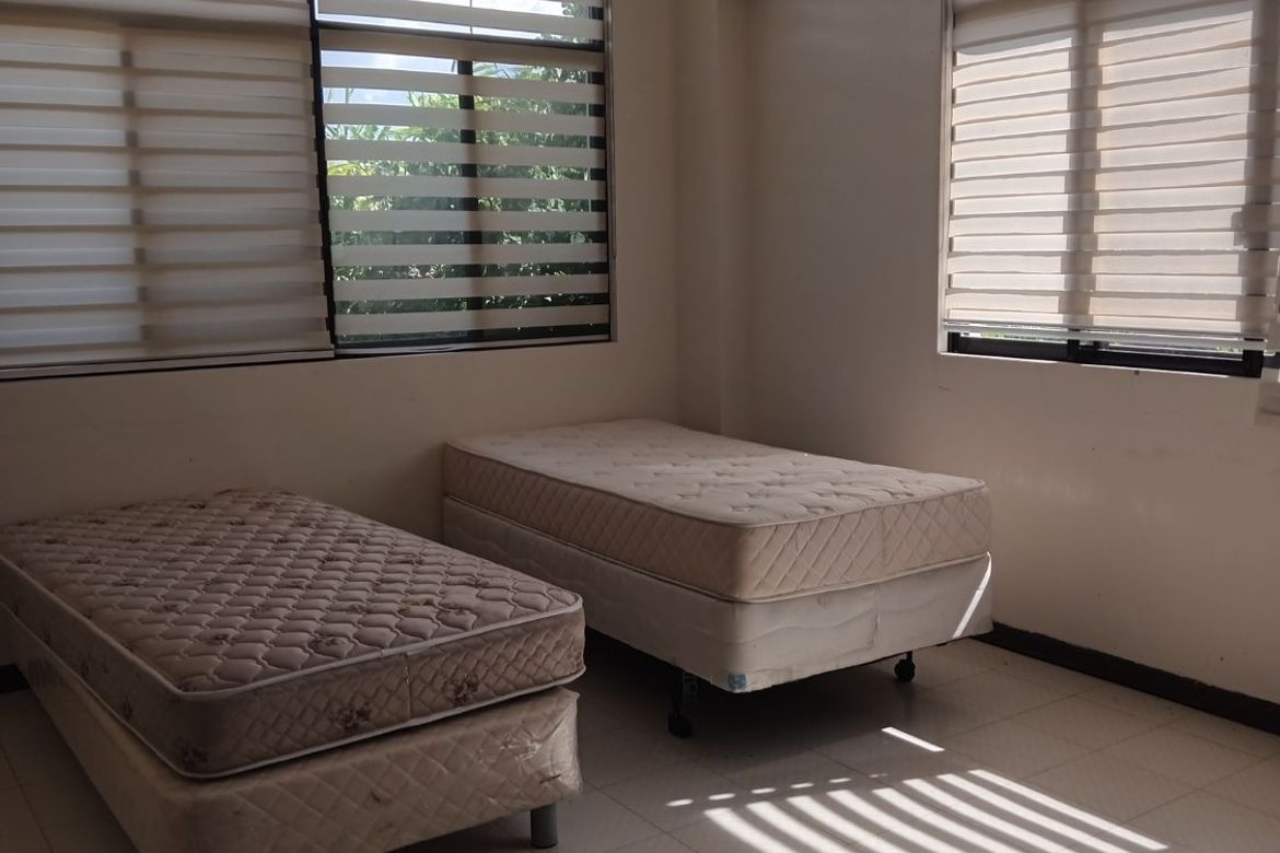 5 Bedroom House for Sale in Ayala North Point, Zone 15, Talisay, Negros Occidental – photo 8