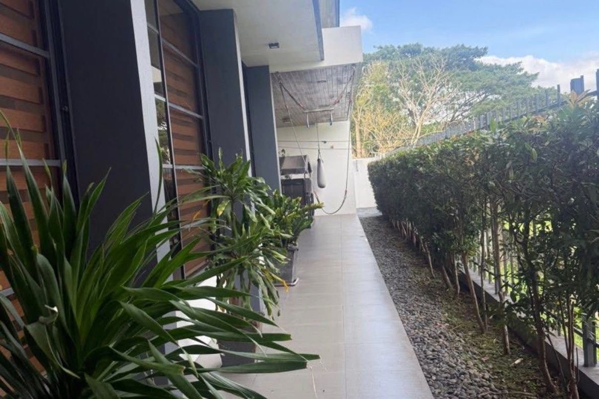 5 Bedroom House for Sale in Ayala Westgrove Heights, Inchican, Silang, Cavite – photo 3