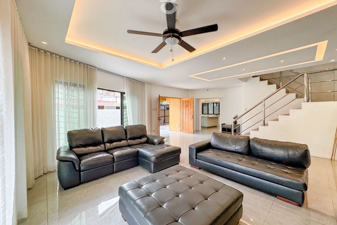 5 Bedroom House for Sale in Bacoor, Cavite – photo 4