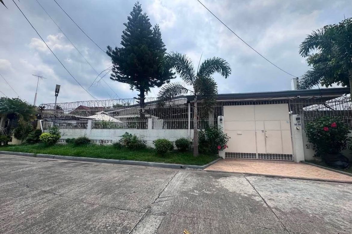 5 Bedroom House for Sale in Balibago, Angeles, Pampanga