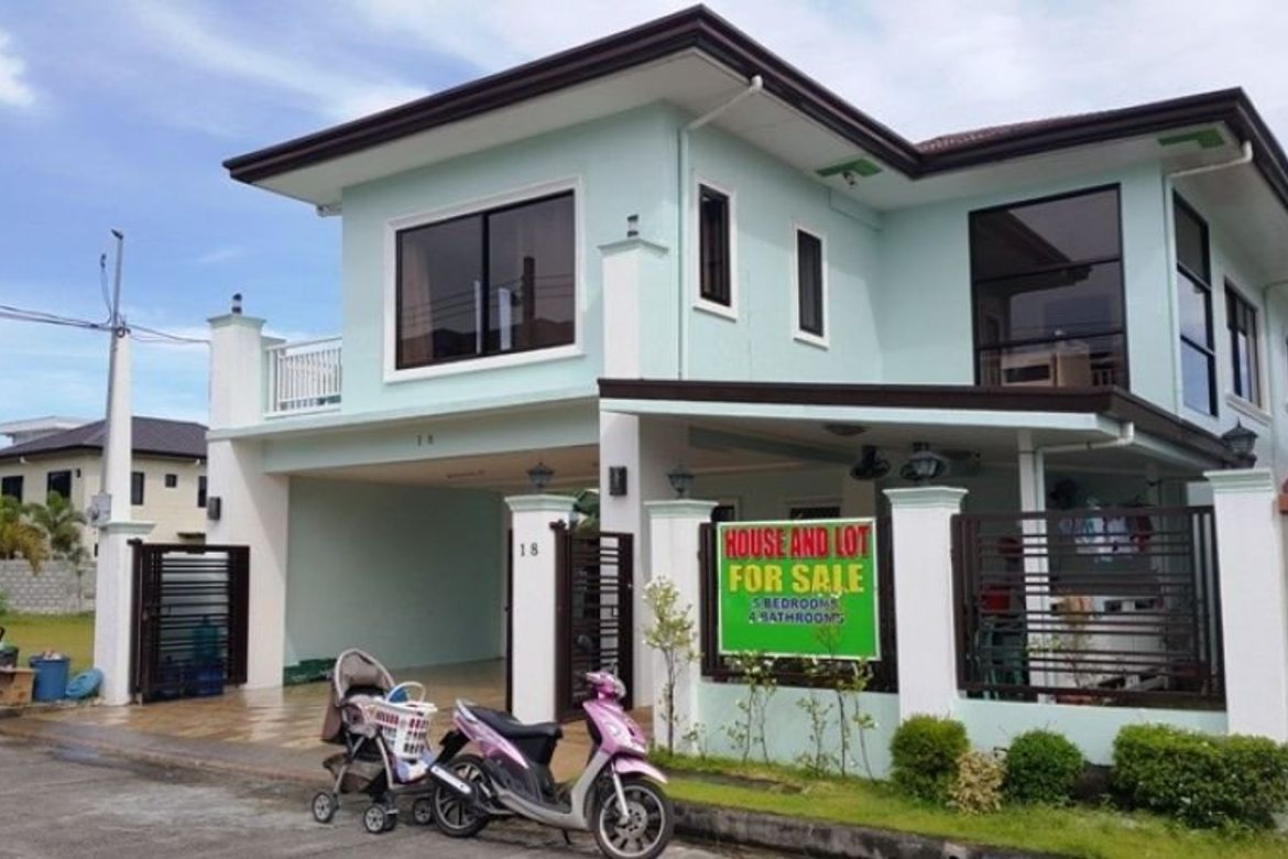 5 Bedroom House for Sale in Balibago, Angeles, Pampanga