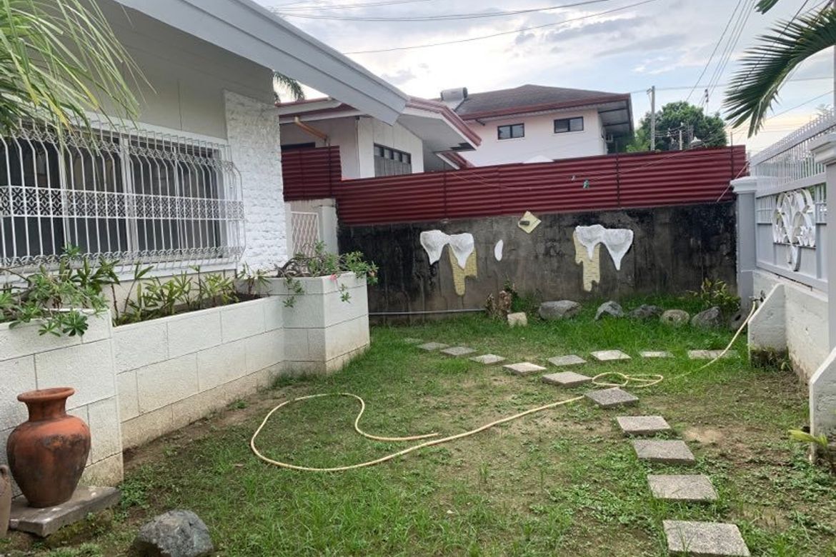 5 Bedroom House for Sale in Balibago, Angeles, Pampanga