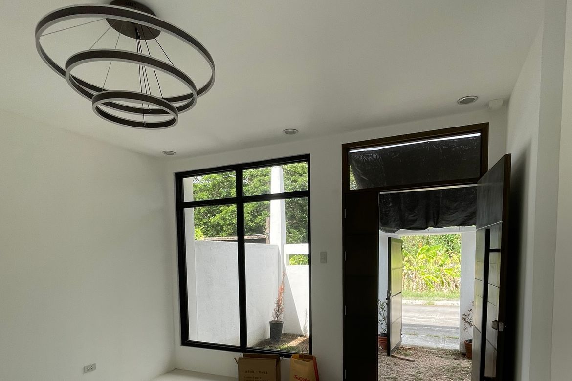 5 Bedroom House for Sale in Balibago, Santa Rosa, Laguna – photo 4