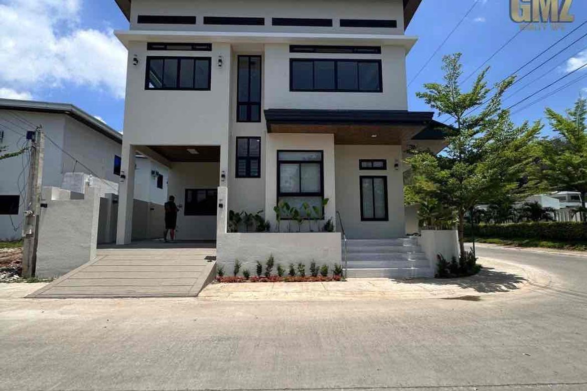 5 Bedroom House for Sale in Balulang, Cagayan de Oro, Misamis Oriental