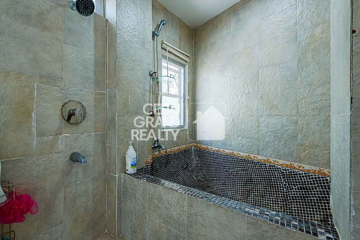 5 Bedroom House for Sale in Banilad, Cebu City, Cebu – photo 2