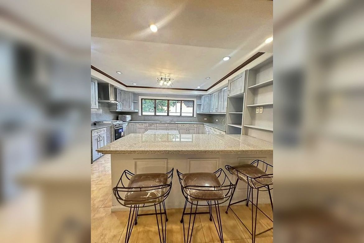 5 Bedroom House for Sale in Banilad, Cebu City, Cebu – photo 6