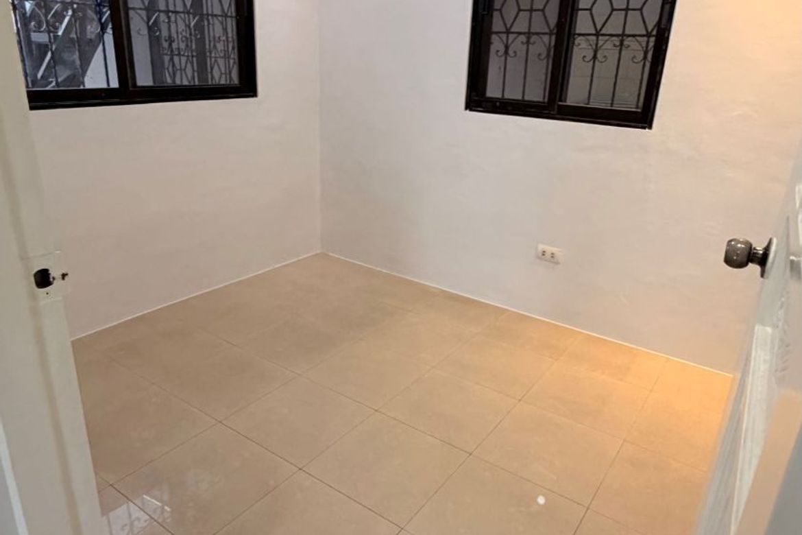 5 Bedroom House for Sale in Barangay 175, Caloocan, Metro Manila – photo 7