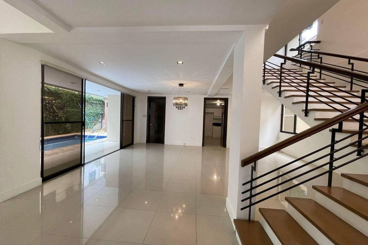 5 Bedroom House for Sale in Barangay 179, Caloocan, Metro Manila – photo 3
