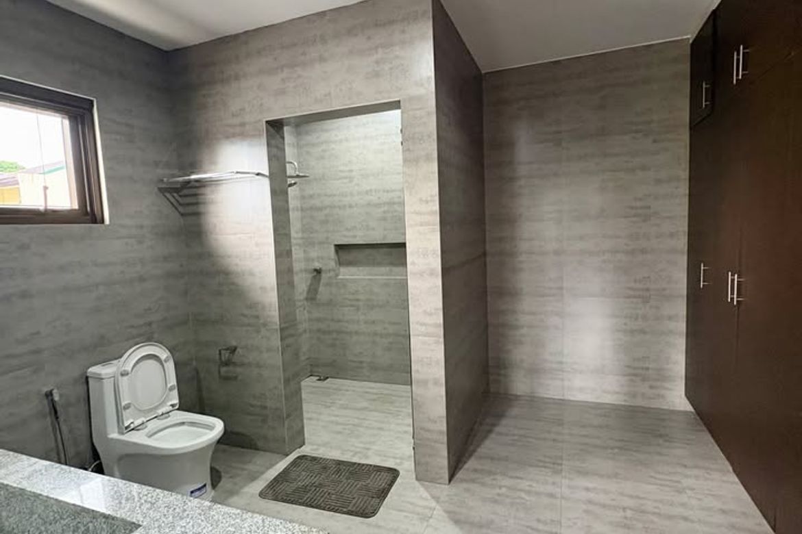 5 Bedroom House for Sale in Barangay 201, Pasay, Metro Manila – photo 8