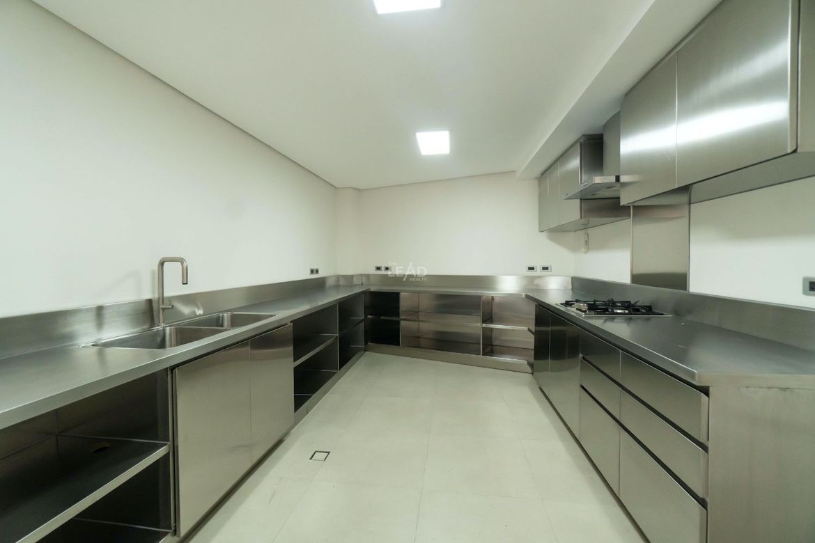 5 Bedroom House for Sale in Batasan Hills, Quezon City, Metro Manila – photo 6