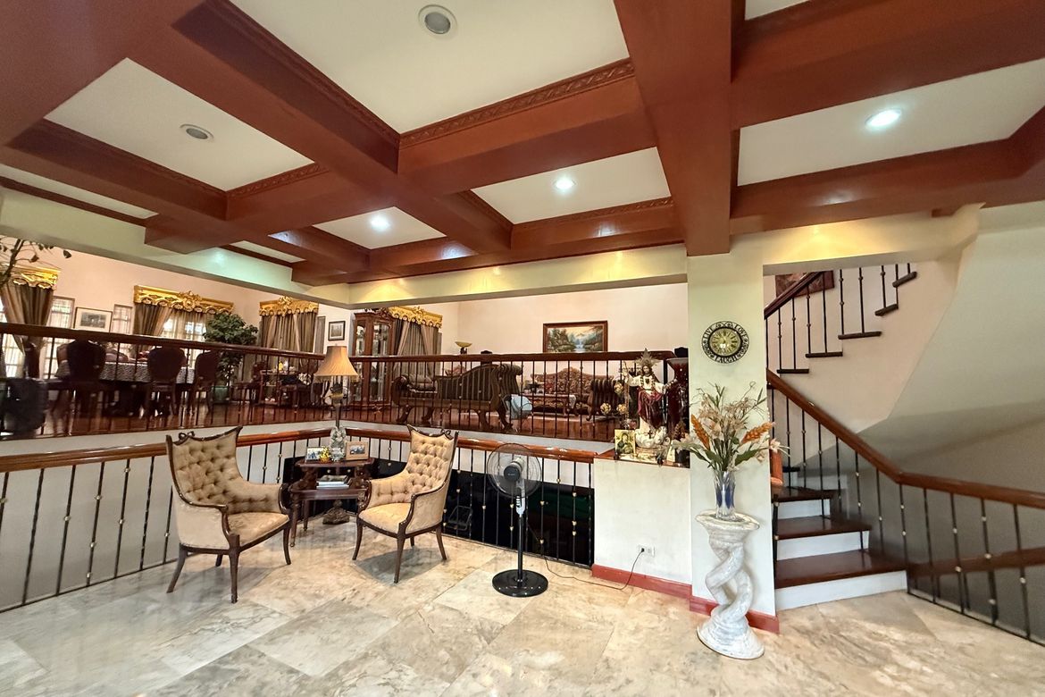 5 Bedroom House for Sale in Batasan Hills, Quezon City, Metro Manila – photo 3