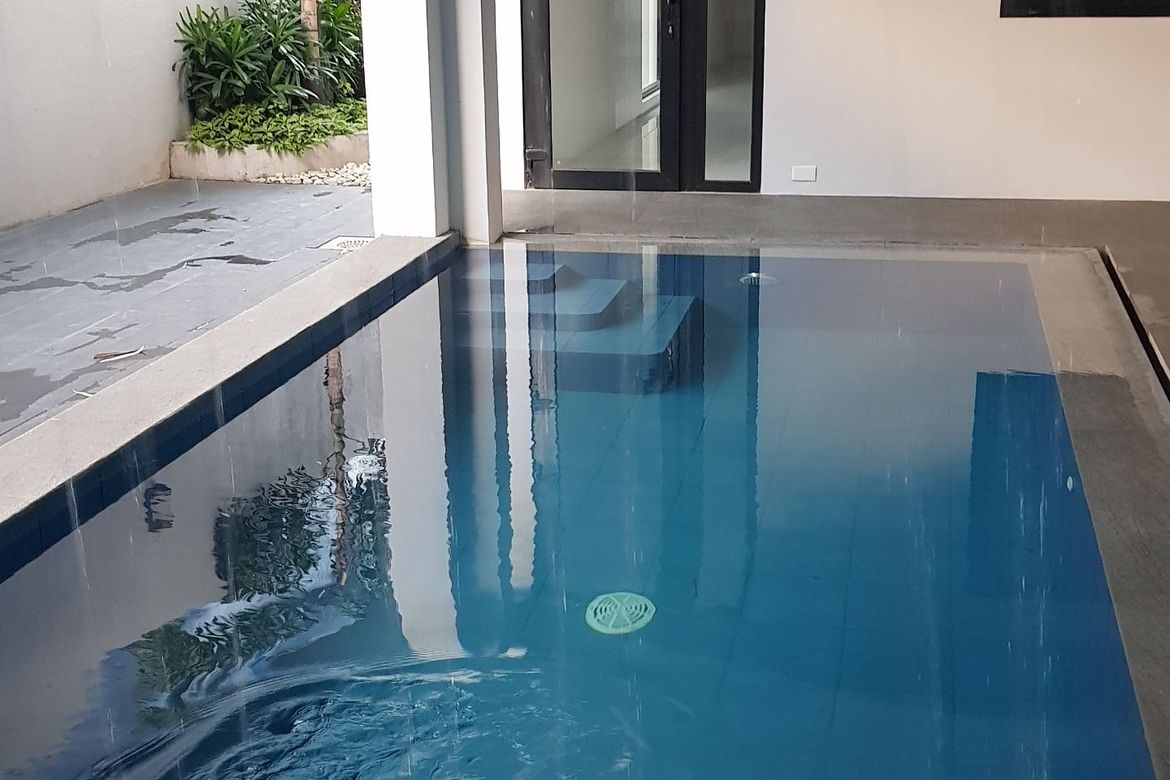 5 Bedroom House for Sale in Batasan Hills, Quezon City, Metro Manila – photo 3