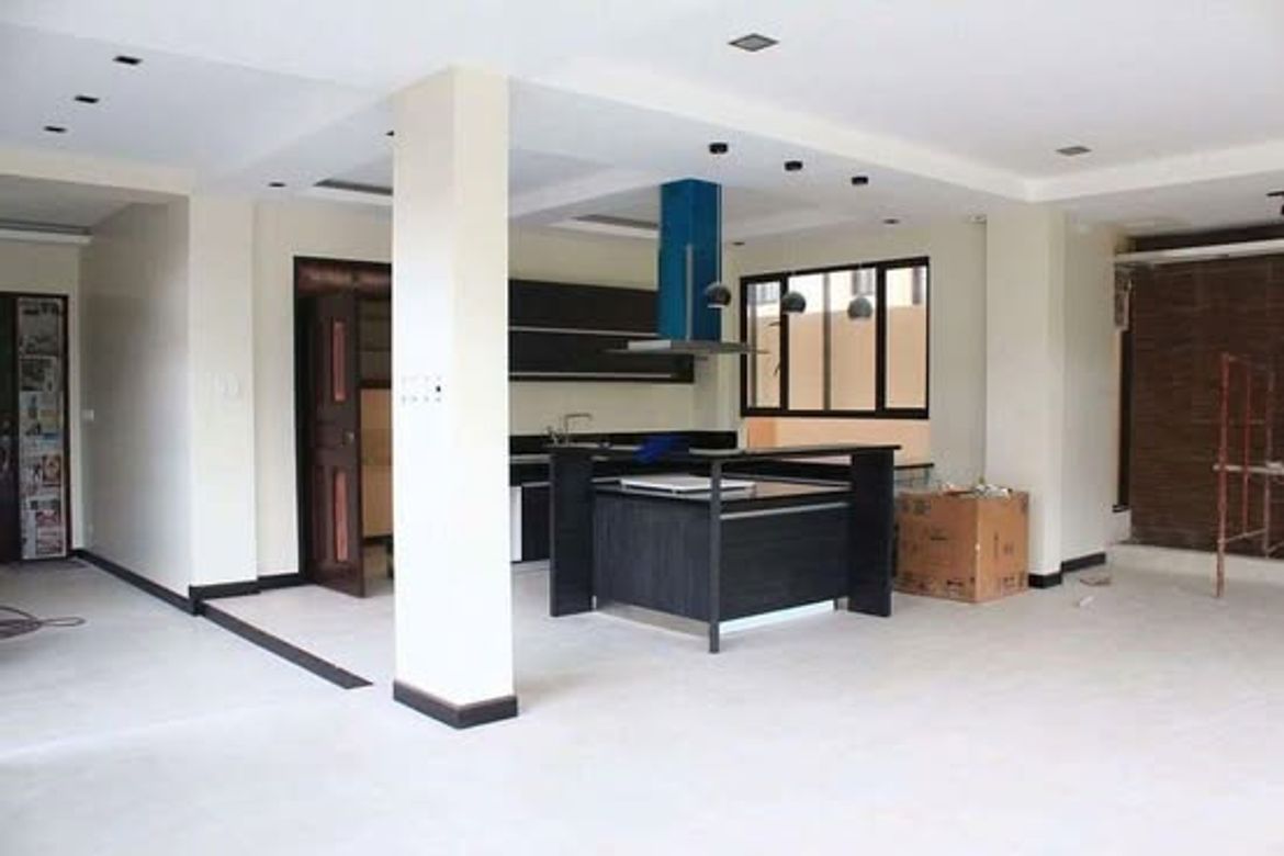 5 Bedroom House for Sale in Batasan Hills, Quezon City, Metro Manila – photo 3