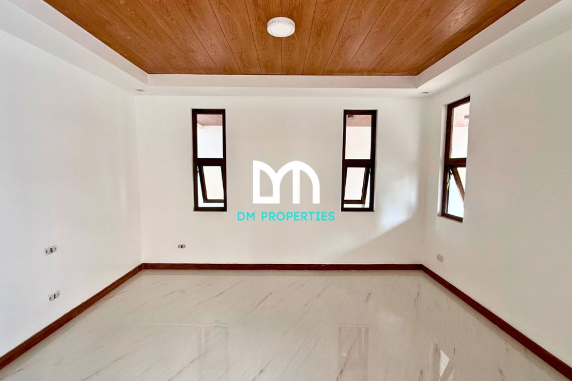 5 Bedroom House for Sale in Batasan Hills, Quezon City, Metro Manila