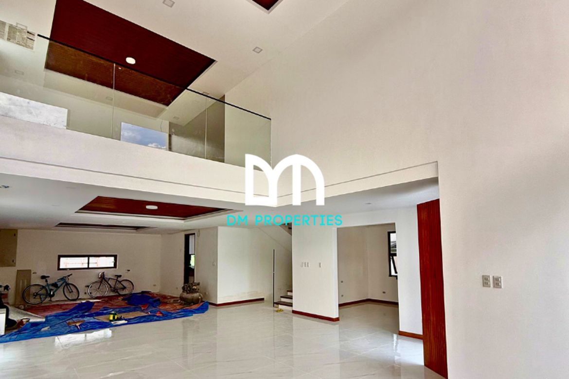 5 Bedroom House for Sale in Batasan Hills, Quezon City, Metro Manila – photo 3