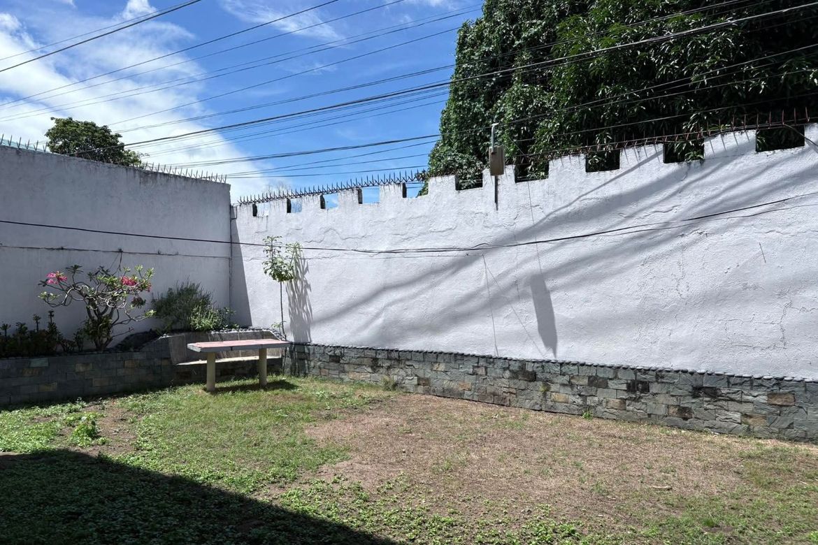 5 Bedroom House for Sale in Batinguel, Dumaguete, Negros Oriental – photo 5