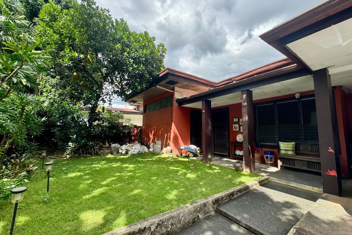 5 Bedroom House for Sale in Bel-Air, Makati, Metro Manila