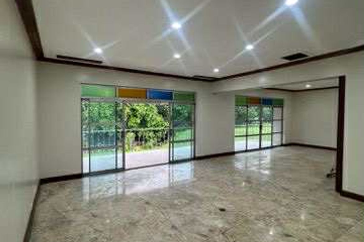 5 Bedroom House for Sale in Beverly Hills, Antipolo, Rizal – photo 2