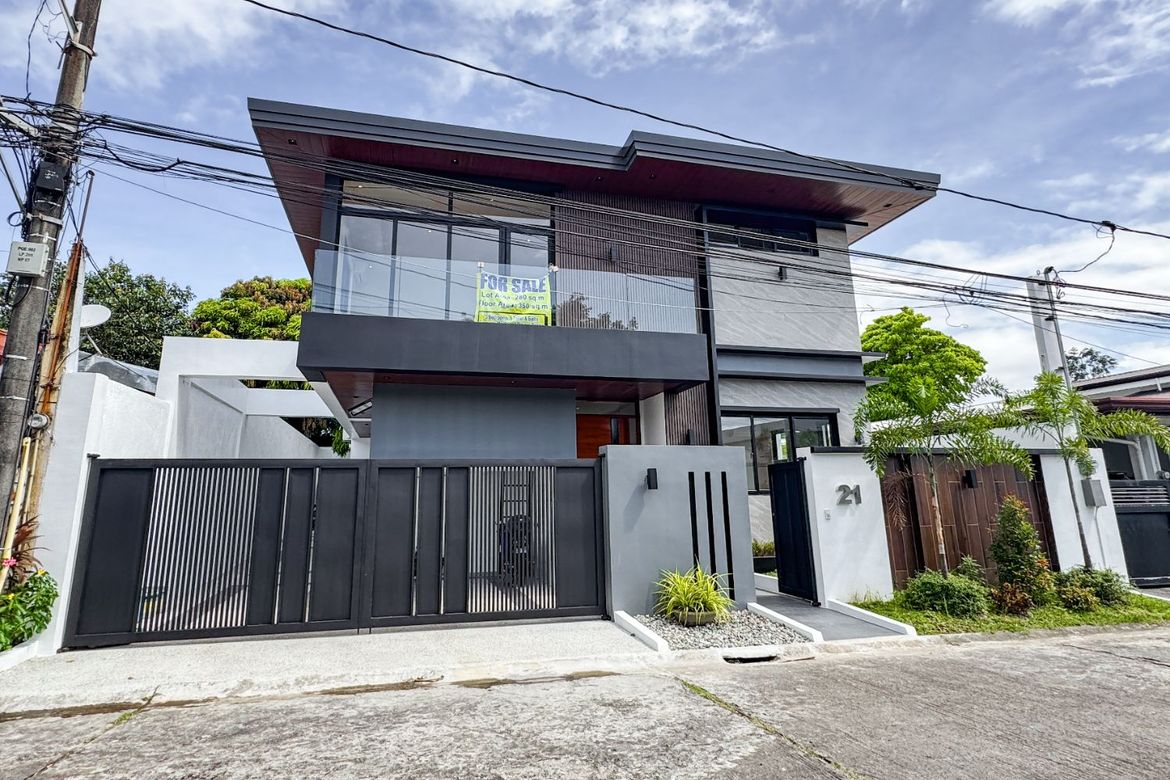 5 Bedroom House for Sale in BF Homes Executive Village, Almanza Uno, Las Piñas, Metro Manila – photo 2