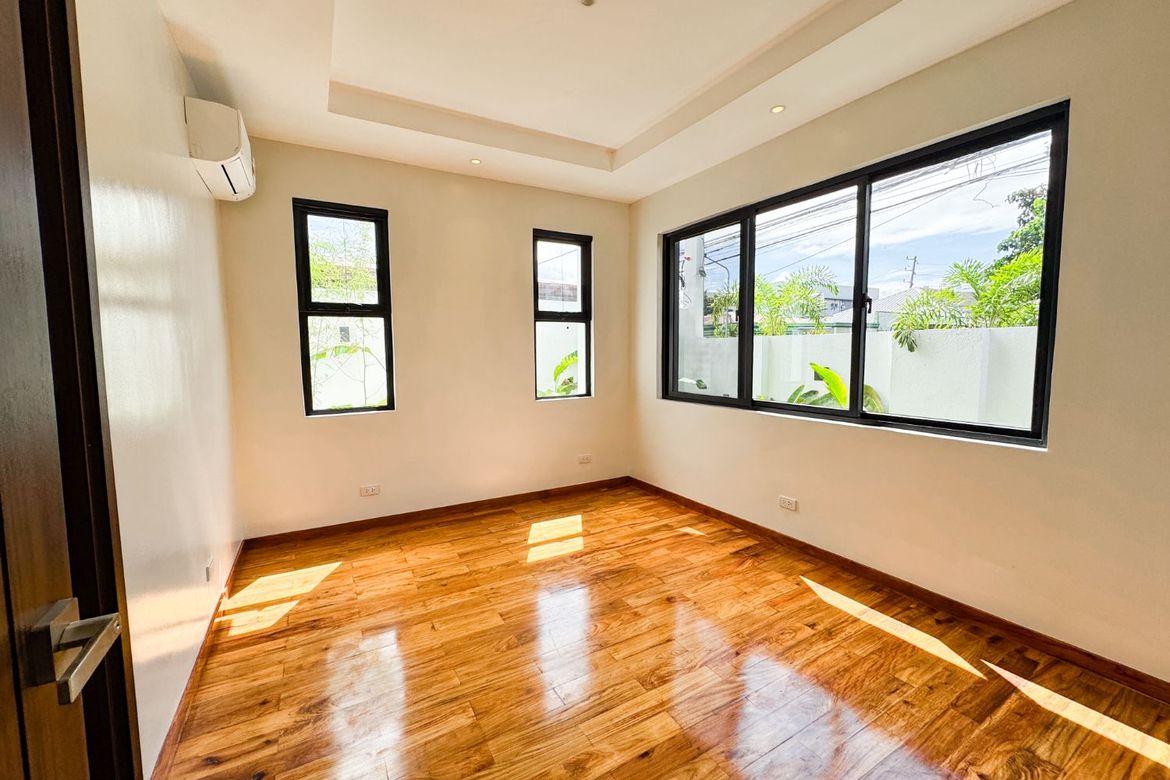 5 Bedroom House for Sale in BF Homes Executive Village, Almanza Uno, Las Piñas, Metro Manila – photo 7