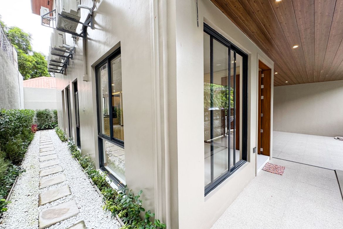 5 Bedroom House for Sale in BF Homes Executive Village, Almanza Uno, Las Piñas, Metro Manila – photo 7