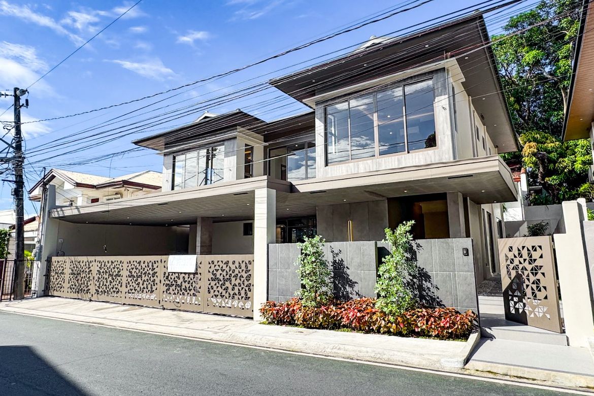 5 Bedroom House for Sale in BF Homes Executive Village, Almanza Uno, Las Piñas, Metro Manila – photo 2