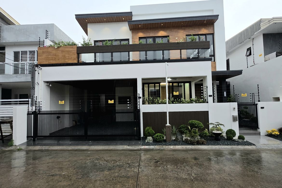 5 Bedroom House for Sale in BF Homes Parañaque, BF Homes, Parañaque, Metro Manila