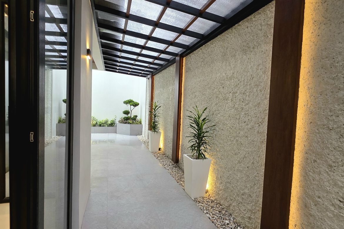 5 Bedroom House for Sale in BF Homes Parañaque, BF Homes, Parañaque, Metro Manila – photo 5