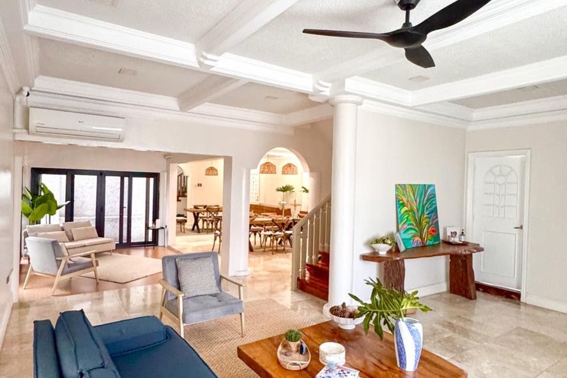 5 Bedroom House for Sale in BF Homes Parañaque, BF Homes, Parañaque, Metro Manila