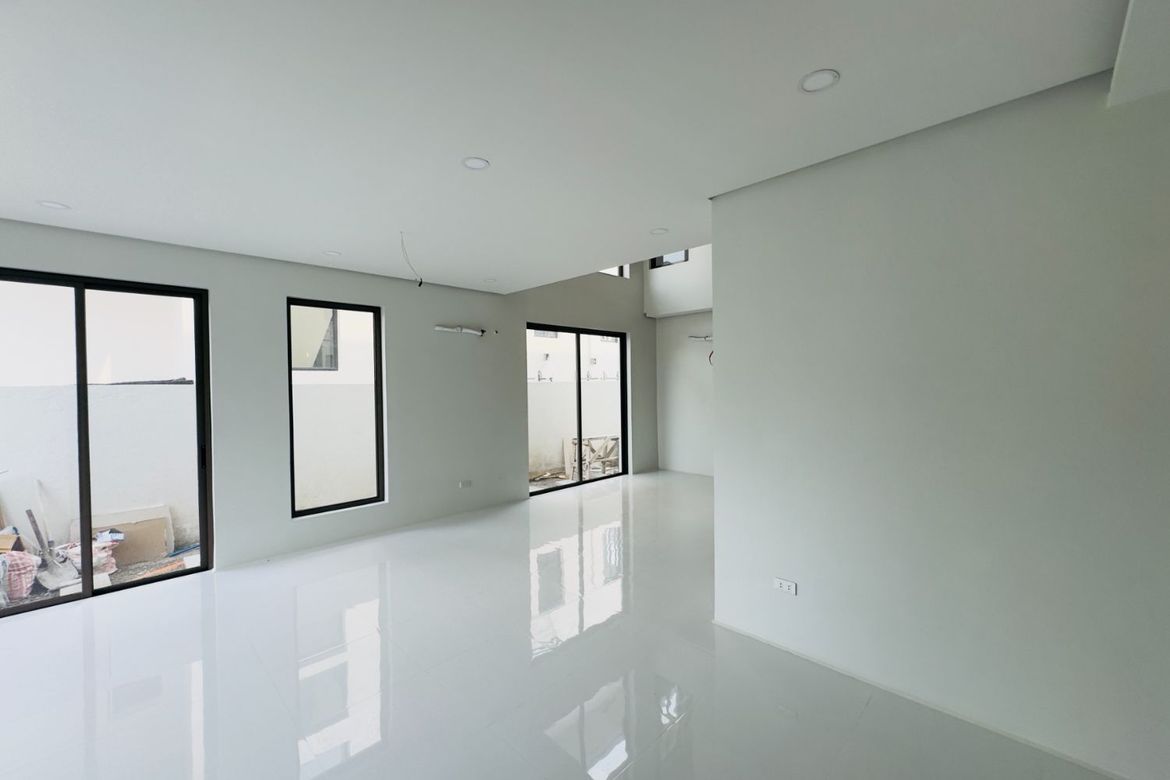 5 Bedroom House for Sale in BF Homes Parañaque, BF Homes, Parañaque, Metro Manila – photo 5