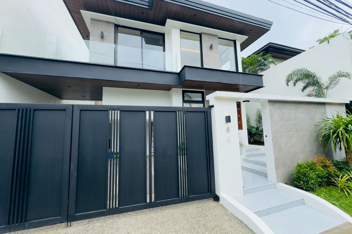 5 Bedroom House for Sale in BF Homes Parañaque, BF Homes, Parañaque, Metro Manila – photo 4