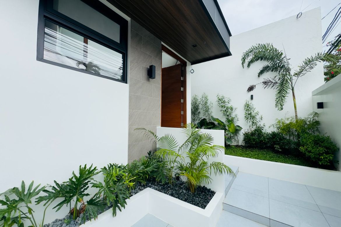 5 Bedroom House for Sale in BF Homes Parañaque, BF Homes, Parañaque, Metro Manila – photo 8