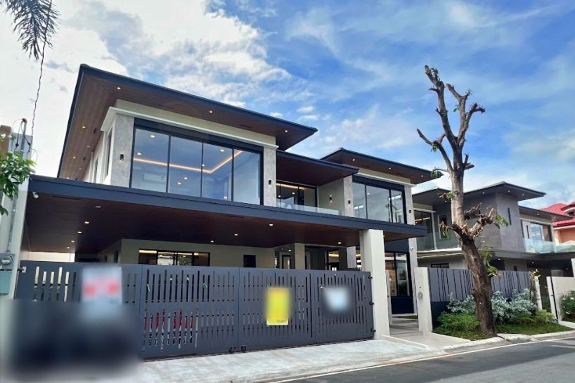 5 Bedroom House for Sale in BF Homes Parañaque, BF Homes, Parañaque, Metro Manila