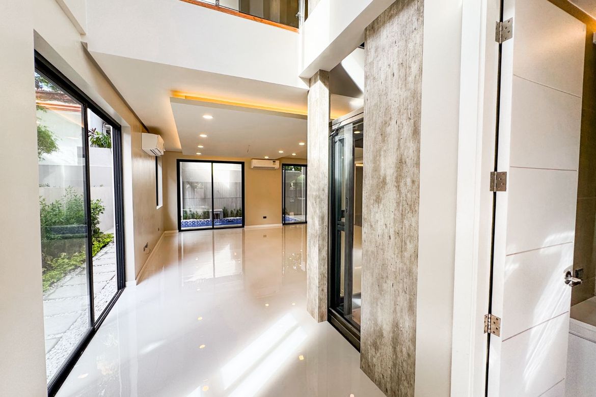 5 Bedroom House for Sale in BF Homes Parañaque, BF Homes, Parañaque, Metro Manila – photo 5
