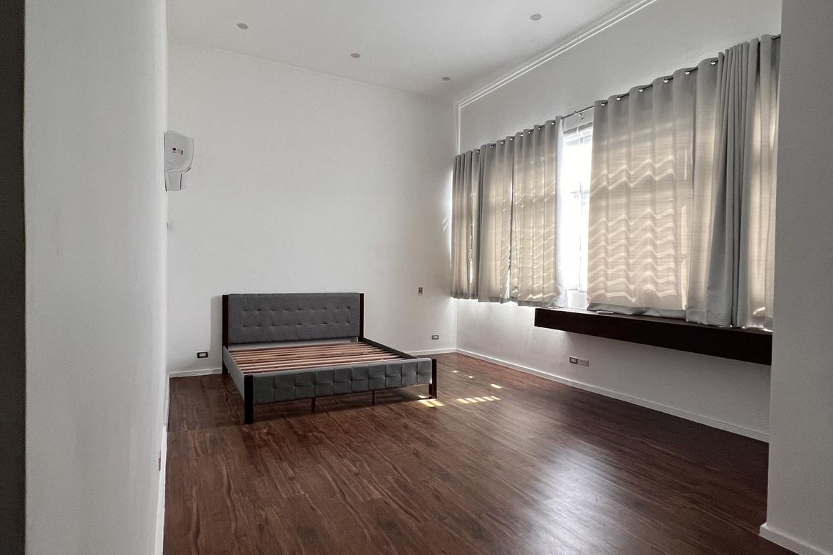 5 Bedroom House for Sale in BF Homes, Parañaque, Metro Manila – photo 6