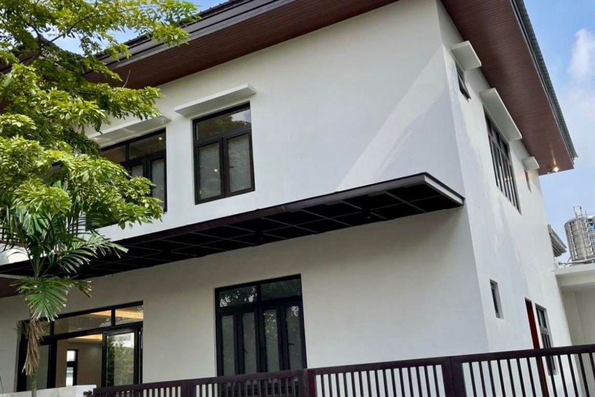 5 Bedroom House for Sale in BF Homes, Parañaque, Metro Manila – photo 4