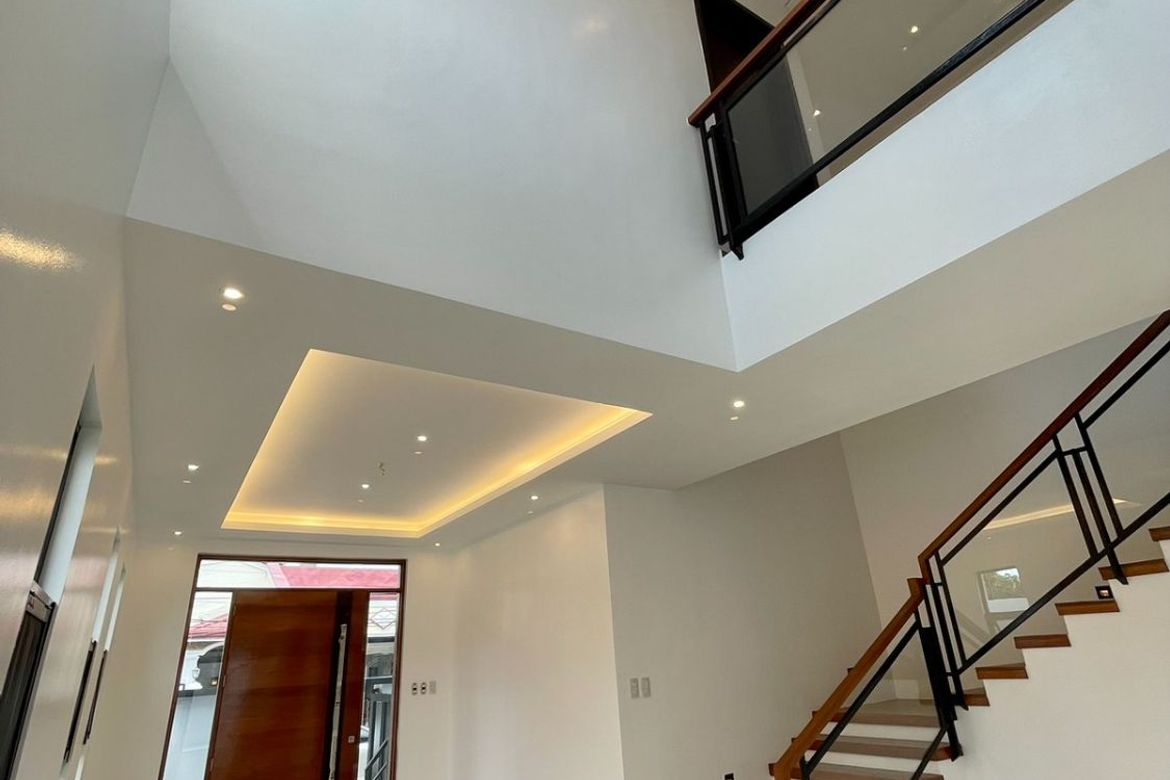 5 Bedroom House for Sale in BF Homes, Parañaque, Metro Manila – photo 4