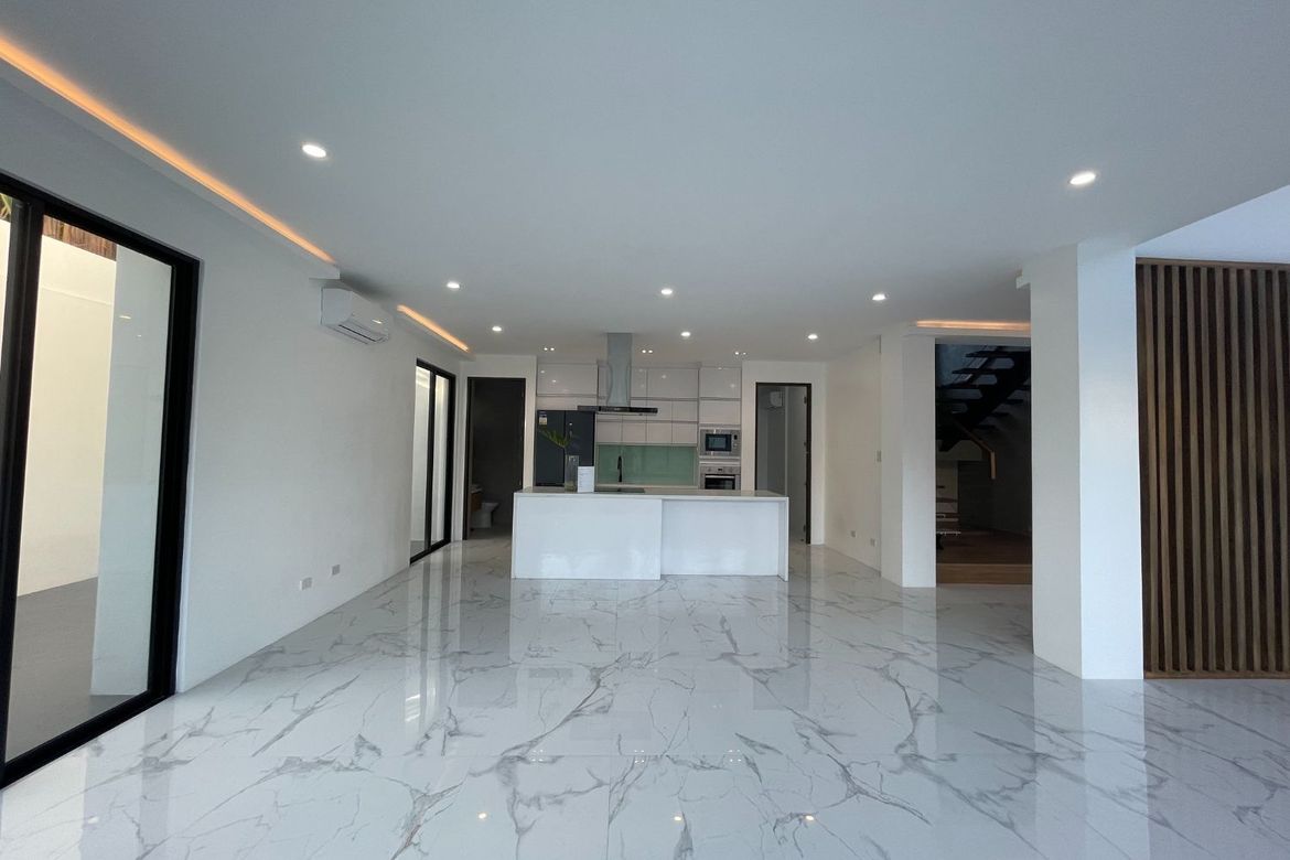 5 Bedroom House for Sale in BF Homes, Parañaque, Metro Manila – photo 8