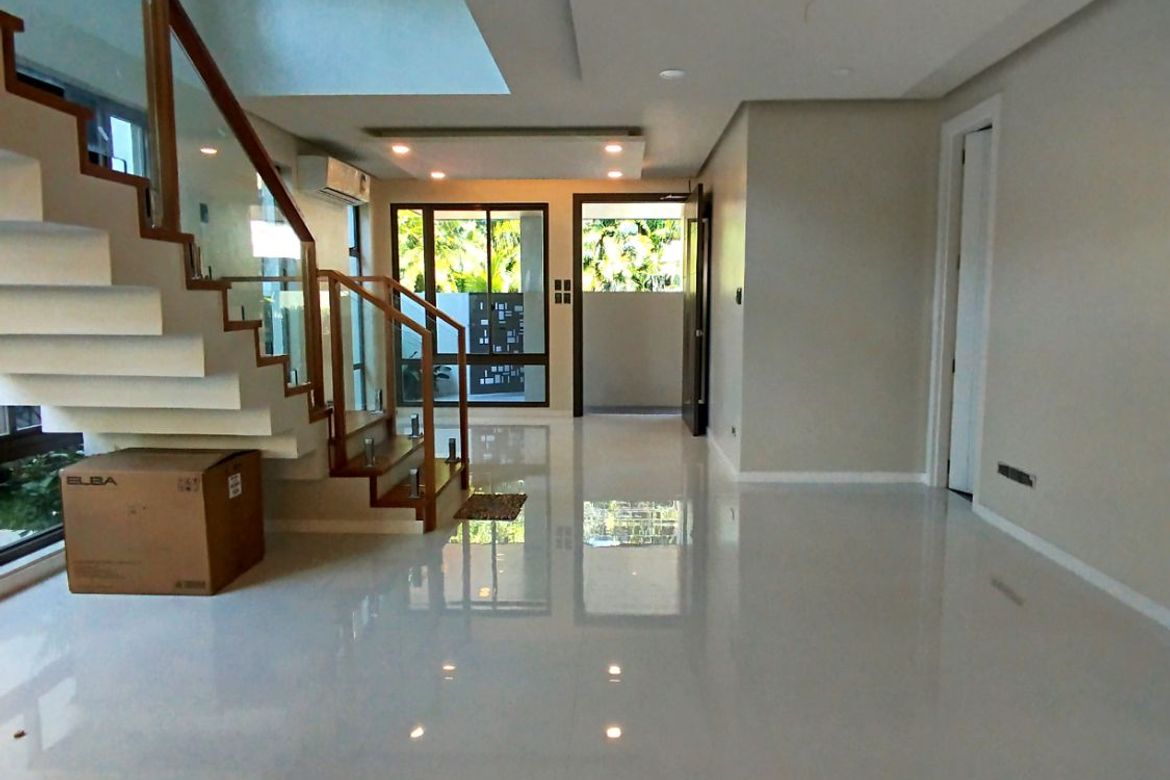 5 Bedroom House for Sale in BF Homes, Parañaque, Metro Manila – photo 5