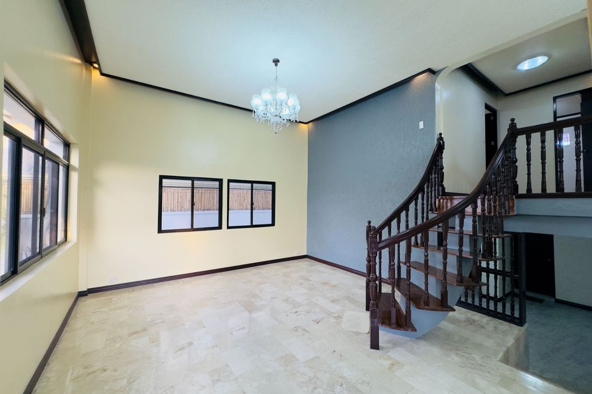 5 Bedroom House for Sale in BF Homes, Parañaque, Metro Manila – photo 7