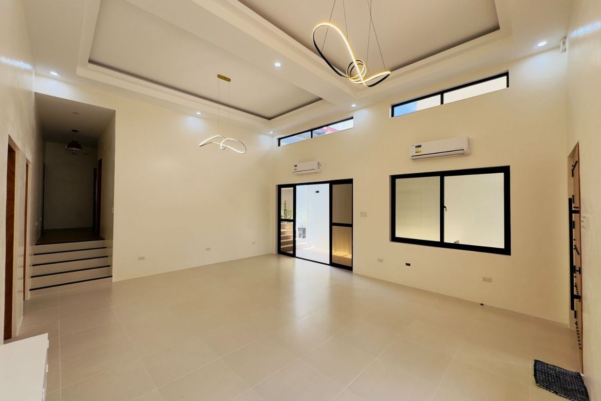 5 Bedroom House for Sale in BF Homes, Parañaque, Metro Manila – photo 7