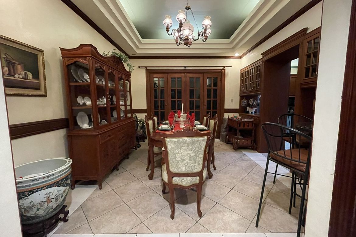 5 Bedroom House for Sale in BF Resort, Las Piñas, Metro Manila – photo 2