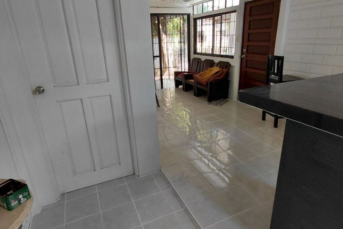 5 Bedroom House for Sale in Biñan, Laguna – photo 3