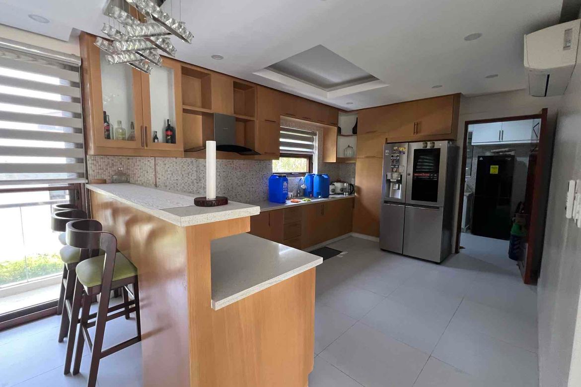 5 Bedroom House for Sale in Binaritan, Morong, Bataan – photo 7